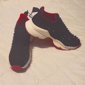 Black spiky sneakers